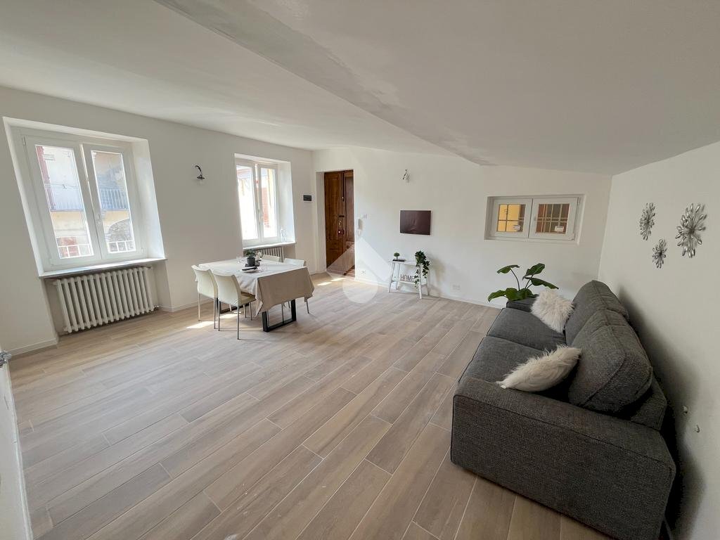 Two-room apartment Via Archibugieri, Pinerolo - photo 1