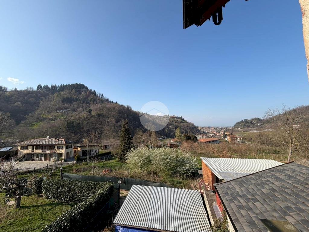 Semi-detached house Via Rivà Masini, Barge - photo 1