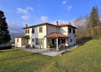 Villa Castelnuovo di Garfagnana - foto 1