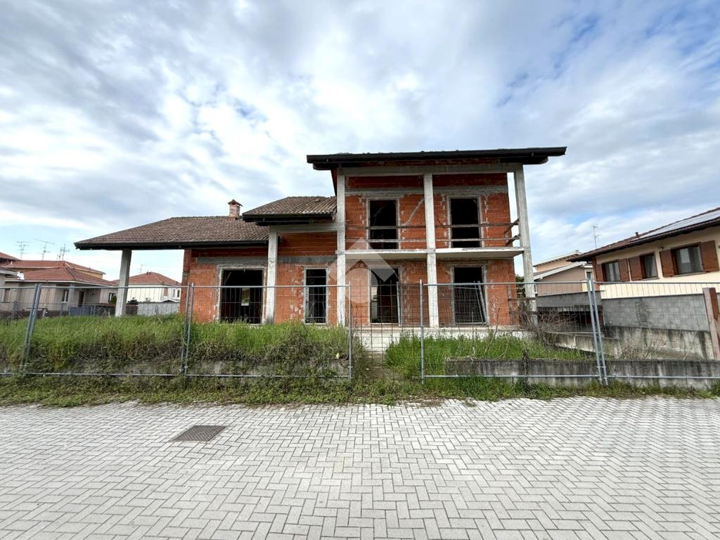 Villa Via Eduardo de Filippo, Vigevano - foto 1