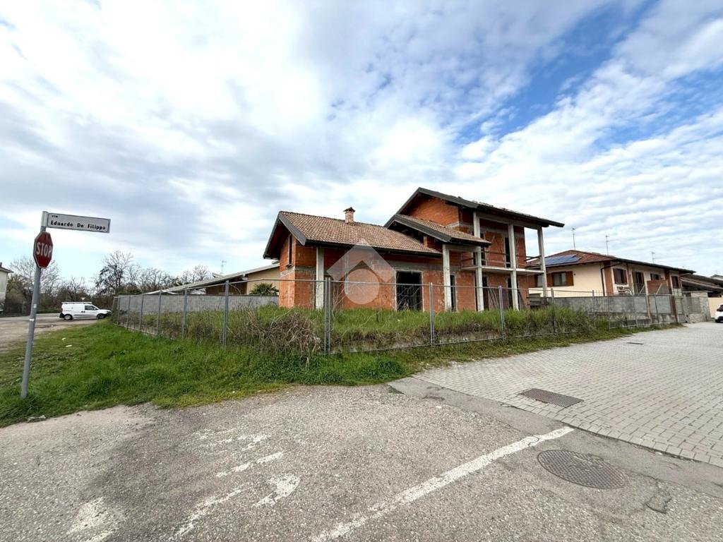 Villa Via Eduardo de Filippo, Vigevano - foto 2