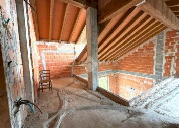 Villa Via Eduardo de Filippo, Vigevano - foto 11