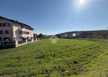 Terreno edificabile Via Giovanni Dalle Bande Nere, Trecate - foto 2