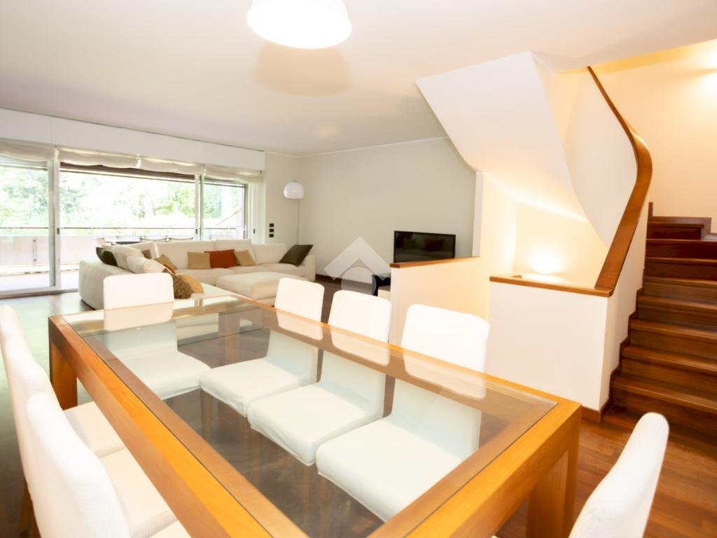 Villa a Schiera via dei longobardi, frazione Milano 3, Basiglio - foto 1