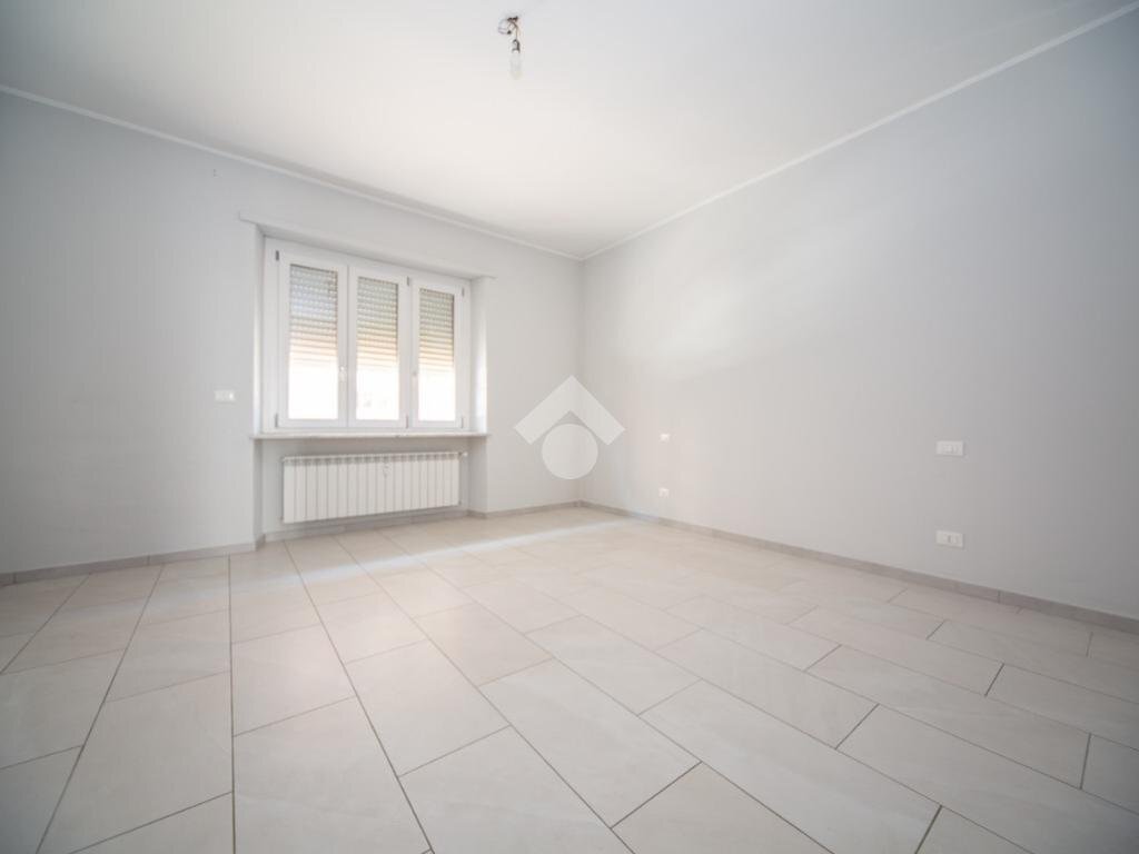 Two-room apartment Via Val della Torre, Torino (neighborhood Lucento) - photo 3