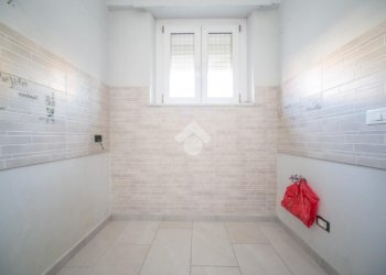 Two-room apartment Via Val della Torre, Torino (neighborhood Lucento) - photo 2