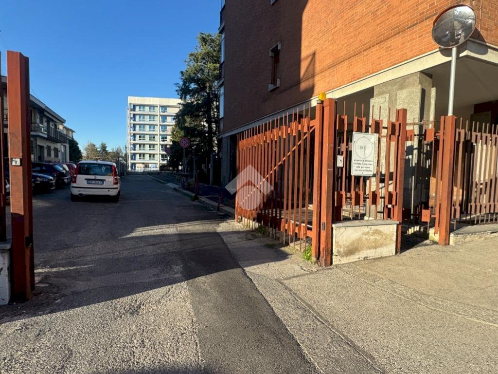 Box Via Nicomede Bianchi, Torino (zona Parella) - foto 1