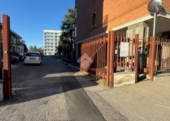 Box Via Nicomede Bianchi, Torino (zona Parella) - foto 1