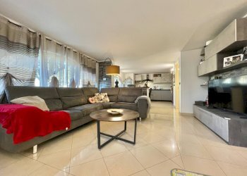 Foto 1 - Villa Via Ranzi, Pietra Ligure - foto 1