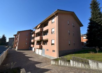 Foto 2 - Box Via San Mauro
 
3, Bernareggio - foto 2