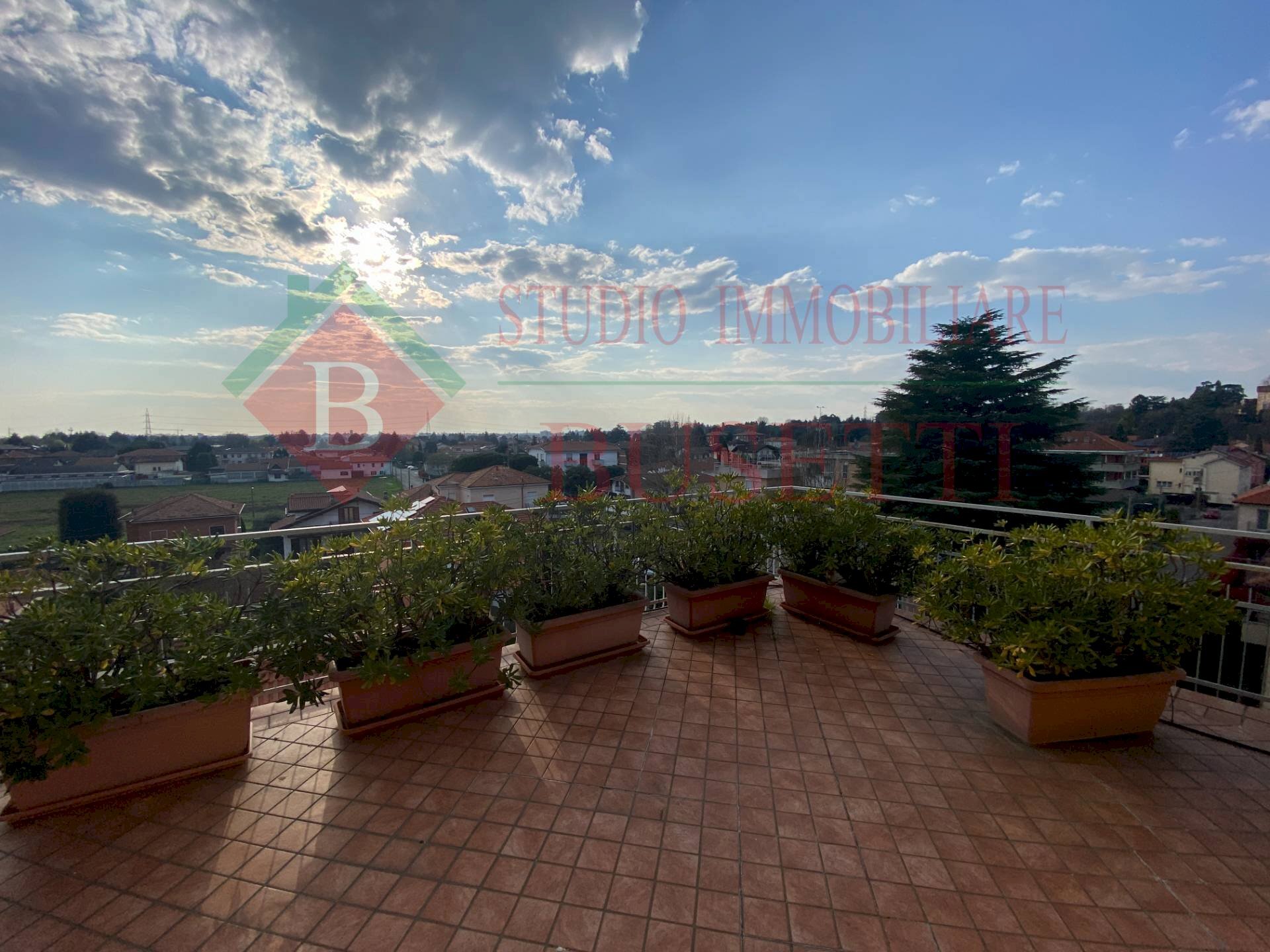 Foto 2 - Trilocale VIA G. GARIBALDI, Cassano Magnago - foto 2