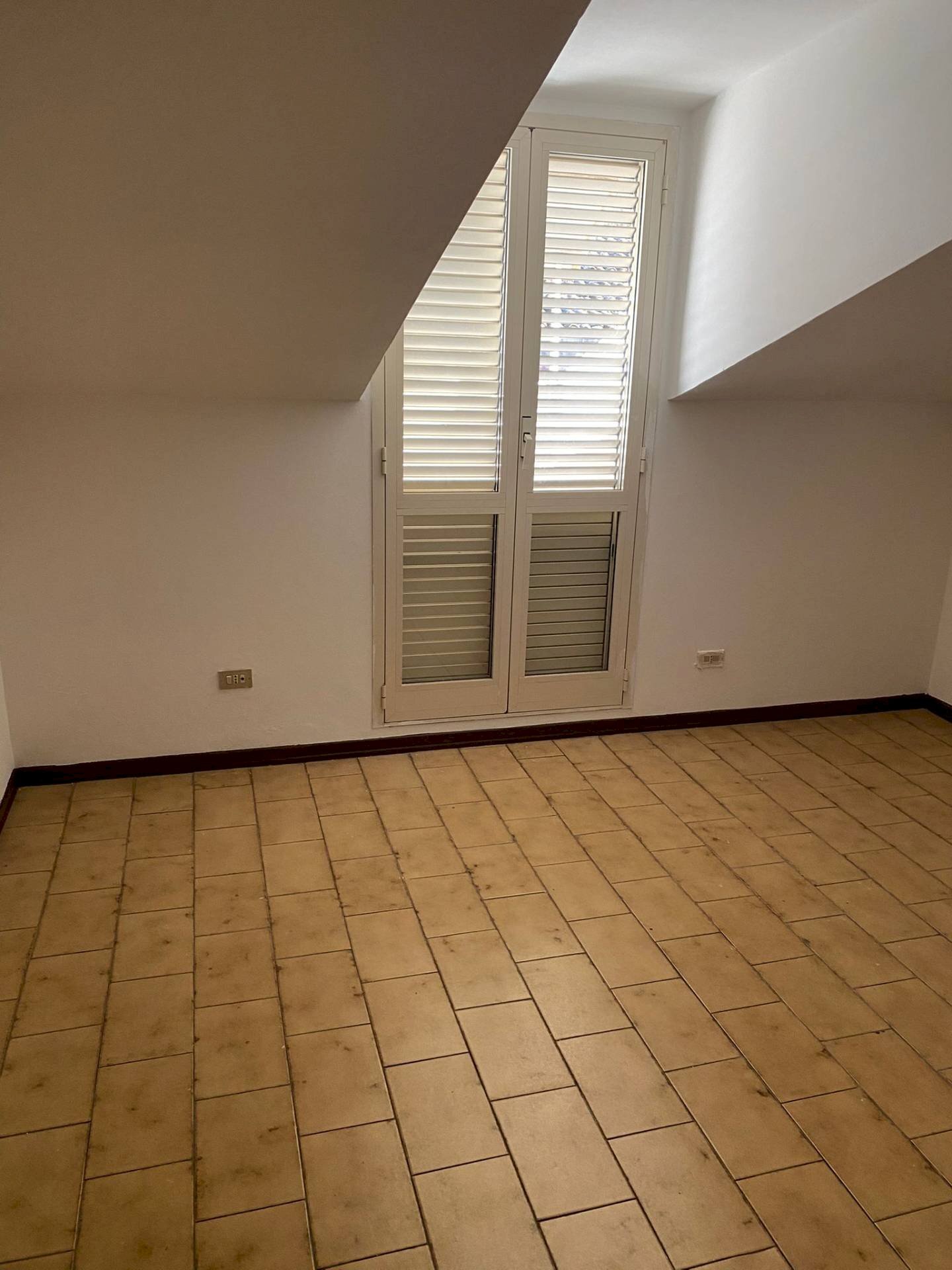 Foto 3 - Attic via Petrarca
6, Comunanza - photo 3