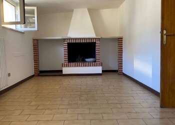 Foto 1 - Attic via Petrarca
 
6, Comunanza - photo 1