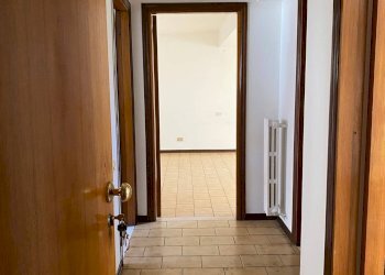 Foto 5 - Attic via Petrarca
 
6, Comunanza - photo 5