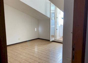 Foto 6 - Attic via Petrarca
 
6, Comunanza - photo 6