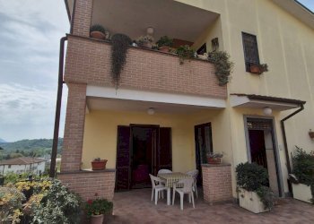 Foto 1 - Appartamento via farense
 
152, Fara in Sabina - foto 1