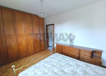 Camera / camera da letto - Appartamento via Lodi
 
28, Busto Arsizio - foto 12