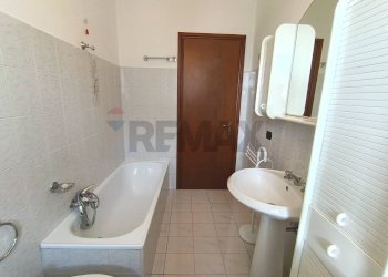 Bagno - Appartamento via Lodi
 
28, Busto Arsizio - foto 15