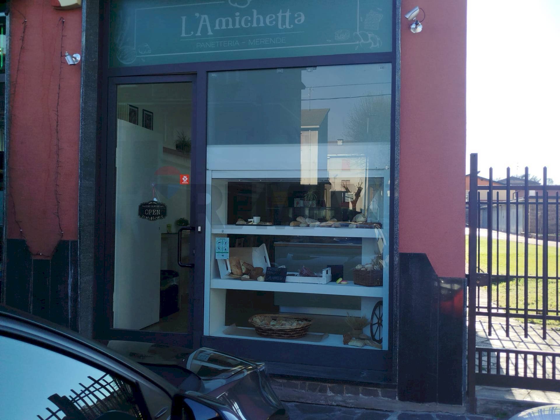 Edificio all\'aperto - Commercial Activity Via Garibaldi
78, Cornaredo - photo 2