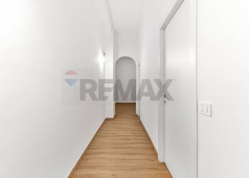 Hall / corridoio - Bilocale via washington
 
106, Milano - foto 19