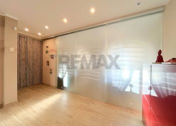 Stanza vuota - Quadrilocale Via San Giacomo Dei Capri
 
21, Napoli - foto 5