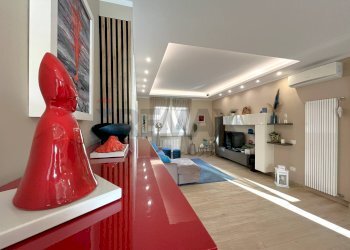 Soggiorno - Quadrilocale Via San Giacomo Dei Capri
 
21, Napoli - foto 6