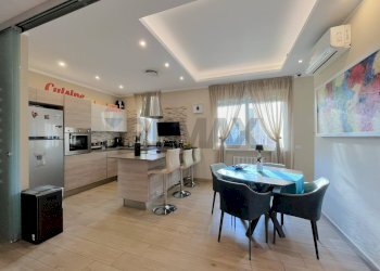 Cucina - Quadrilocale Via San Giacomo Dei Capri
 
21, Napoli - foto 10