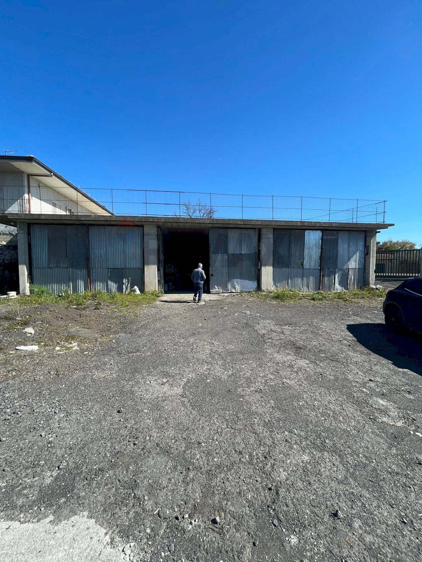 Edificio all\'aperto - Commercial Premises Via Papa Giovanni Paolo II
snc, Belpasso - photo 2