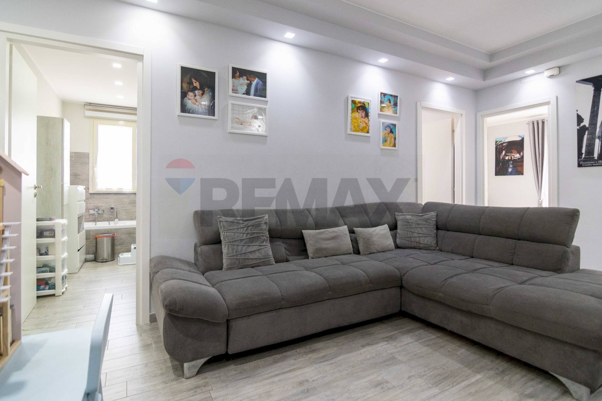 Soggiorno - Four-room apartment Via Cannata
 
39, San Pietro Clarenza - photo 3