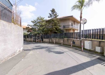 Edificio all\'aperto - Four-room apartment Via Cannata
 
39, San Pietro Clarenza - photo 45