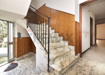 Scale - Quadrilocale Via San Giovanni
 
14, Mascali - foto 19