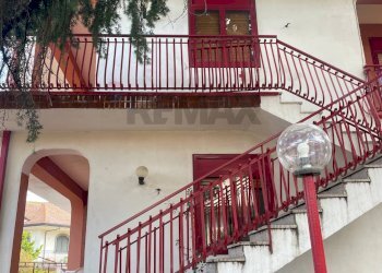 Casa all\'aperto - Casa semi indipendente via Annibale Riccò
 
13/15, Nicolosi - foto 1