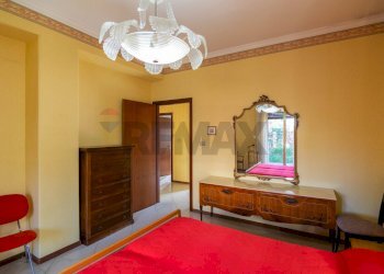 Camera / camera da letto - Semi-detached house via Annibale Riccò
 
13/15, Nicolosi - photo 7