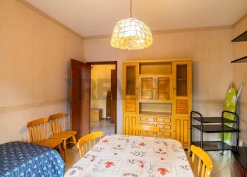 Sala da pranzo - Semi-detached house via Annibale Riccò
 
13/15, Nicolosi - photo 15