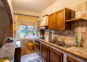 Cucina - Semi-detached house via Annibale Riccò
 
13/15, Nicolosi - photo 22