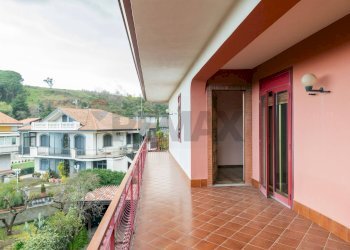 Balcone - Semi-detached house via Annibale Riccò
 
13/15, Nicolosi - photo 32