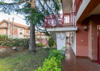Casa all\'aperto - Semi-detached house via Annibale Riccò
 
13/15, Nicolosi - photo 44