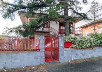 Casa all\'aperto - Semi-detached house via Annibale Riccò
 
13/15, Nicolosi - photo 50