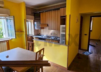 Sala da pranzo - Appartamento Via Duca Degli Abruzzi
 
29, Messina - foto 7