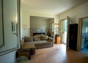 Soggiorno - Villa Via Giacomo Leopardi
 
7, Viagrande - foto 10