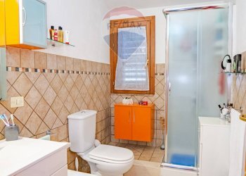 Bagno - Appartamento Via Santi Elena e Costantino
 
89, Aci Catena - foto 5