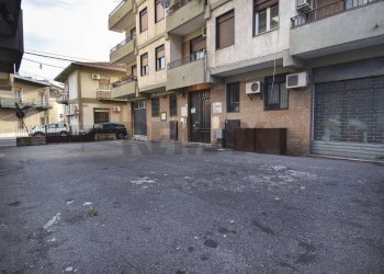 Edificio all\'aperto - Appartamento via Luigi Capuana
10, Viagrande - foto 6