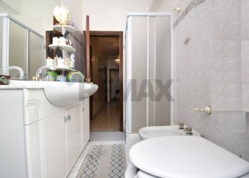 Bagno - Appartamento via Luigi Capuana
10, Viagrande - foto 23