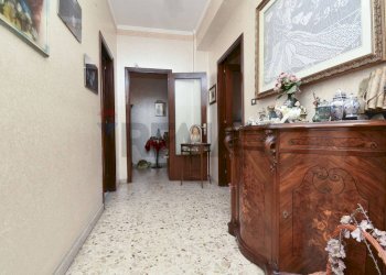 Hall / corridoio - Appartamento via Luigi Capuana
10, Viagrande - foto 24