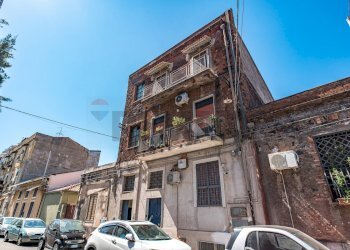 Edificio all\'aperto - Appartamento Via San Paolo
 
59, Catania - foto 25