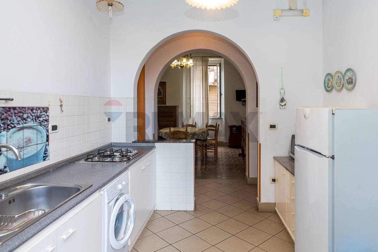 Cucina - Appartamento Piazza VI Novembre
 
44, Mascali - foto 1