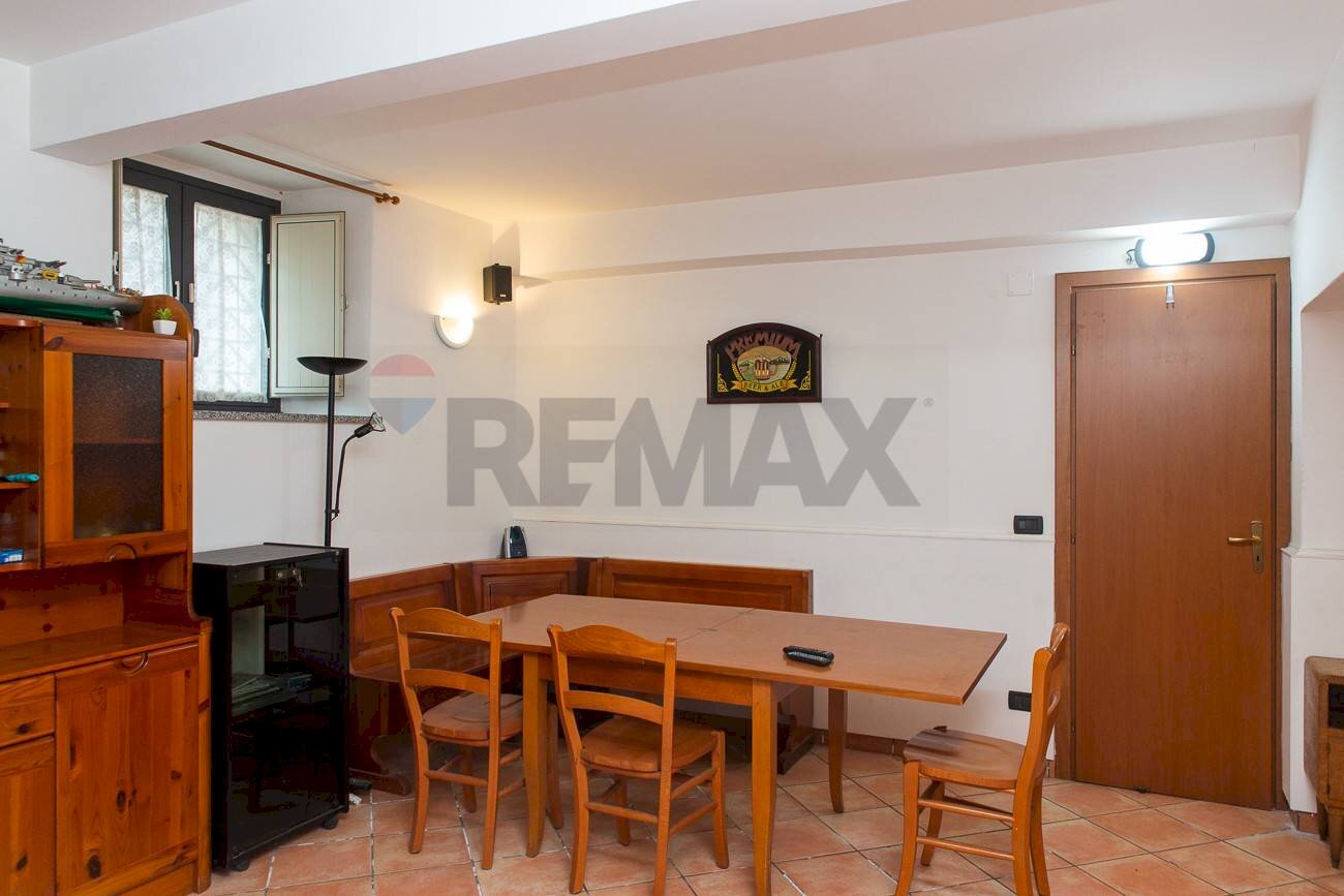 Sala da pranzo - Appartamento Piazza VI Novembre
 
44, Mascali - foto 2