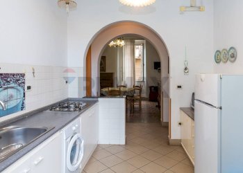 Cucina - Appartamento Piazza VI Novembre
 
44, Mascali - foto 1