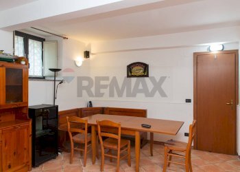 Sala da pranzo - Appartamento Piazza VI Novembre
 
44, Mascali - foto 2