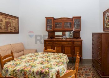 Sala da pranzo - Appartamento Piazza VI Novembre
 
44, Mascali - foto 19